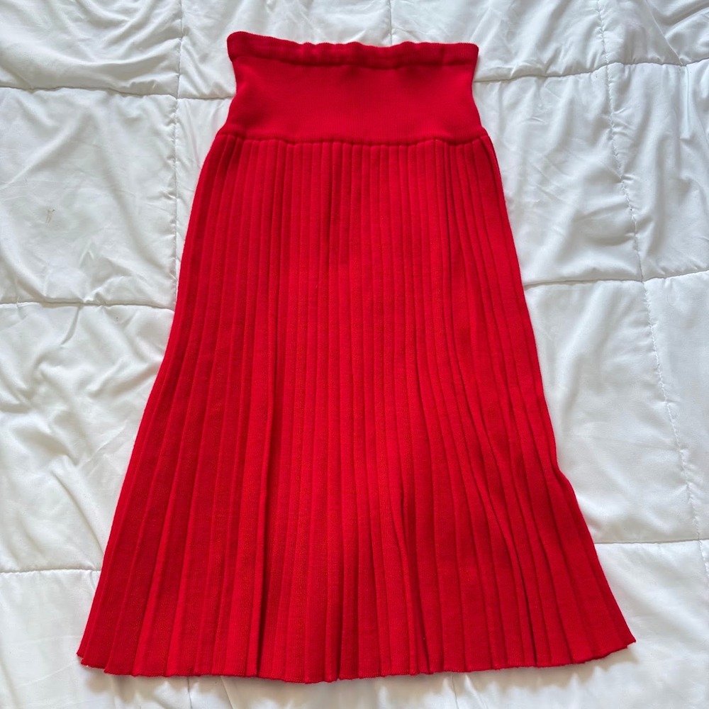 Vintage 80s Red Pleated Knit Midi Skirt Wool Blend Womens Small Luxury Winter